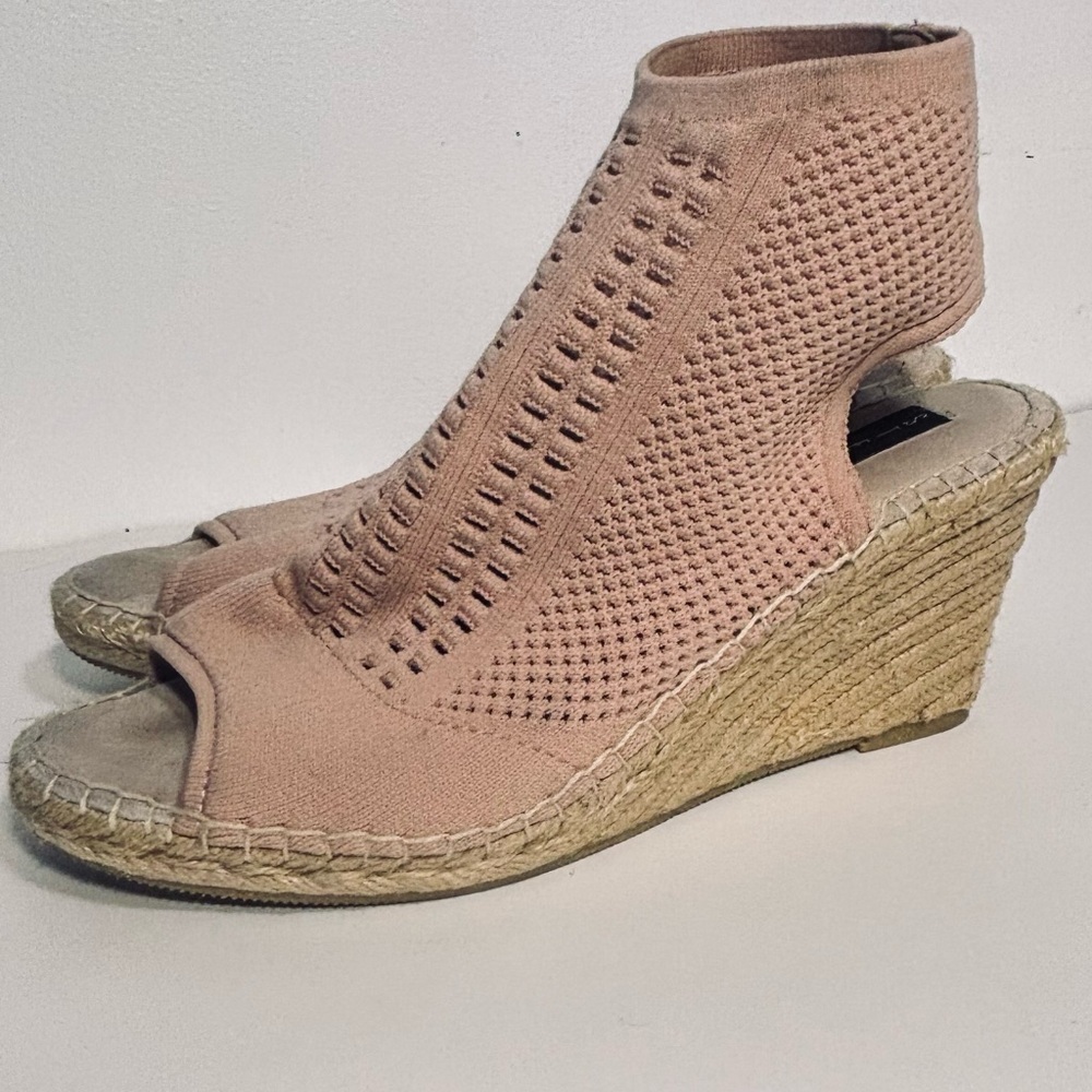 Steven by Steve Madden Loca Knit Pink Espadrille Wedge Size 9.5
